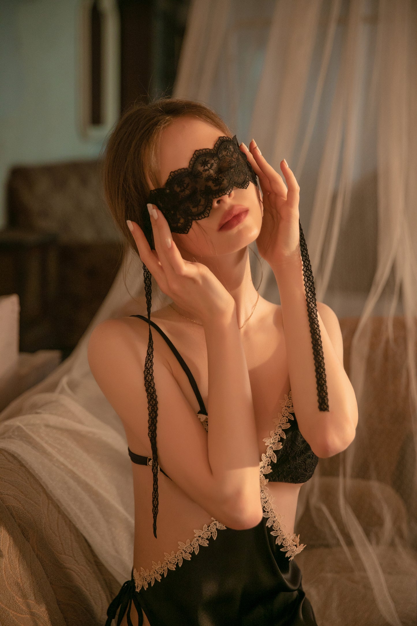 Lace eye mask